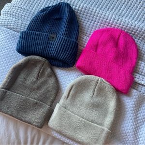 new women’s beanie bundle
